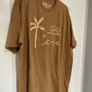 Oliver + Oliver Women's Short Sleeve Graphic Tee in Brown